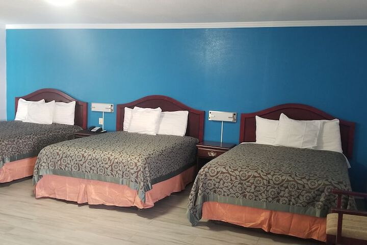 Room 17 of 20