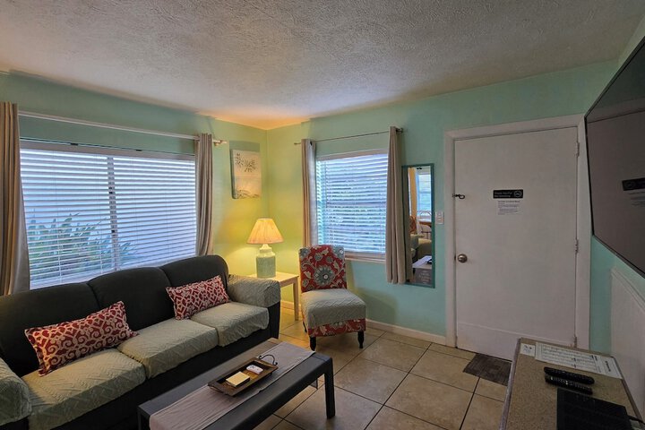 Room 42 of 63
