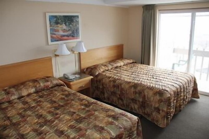Room 22 of 27