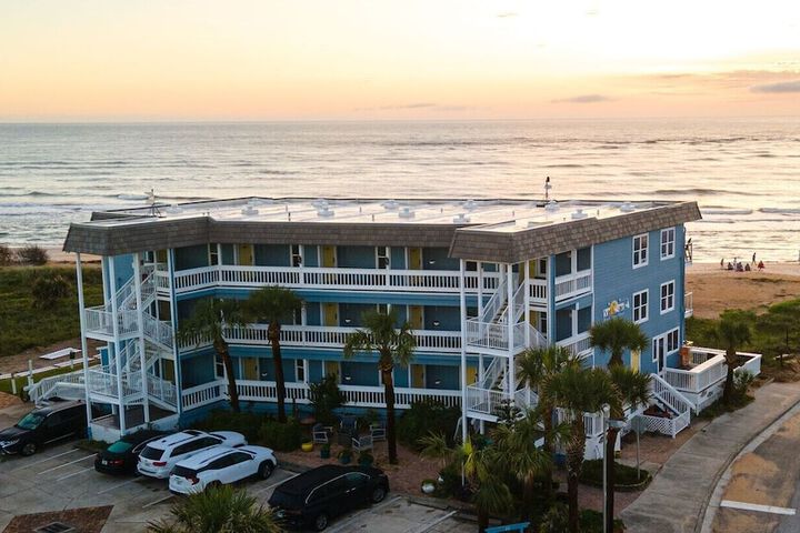 Hotel 3 of 50