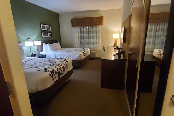 Room 19 of 35