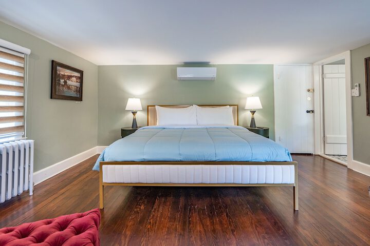 Room 92 of 145