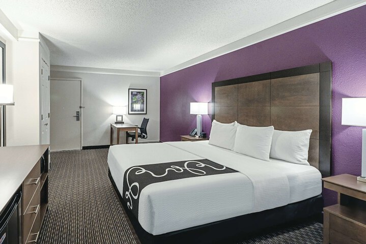 Room 19 of 36
