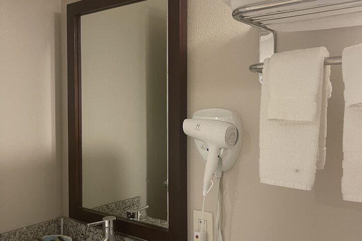 Room 40 of 62