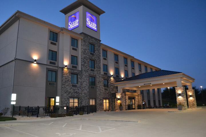 Hotel 3 of 45