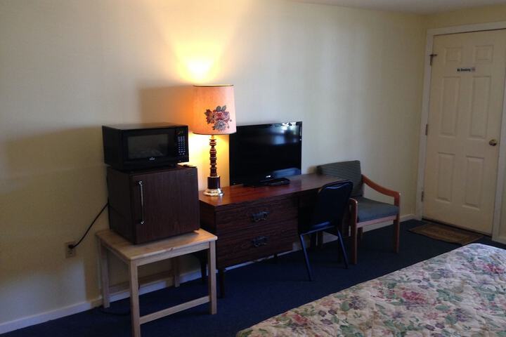 Marvin Gardens Motel