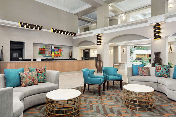 Embassy Suites by Hilton Santa Ana Orange County Airport