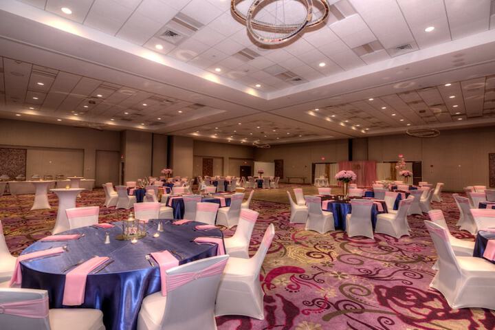Holiday Inn & Suites - Joliet Southwest by IHG