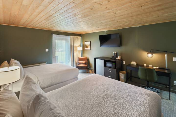 Tremont Lodge & Resort