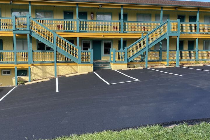Hotel 10 of 51