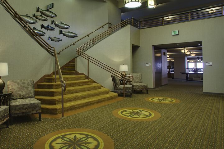 Hallmark Resort - Newport
