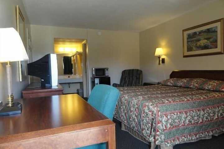 Room 7 of 23