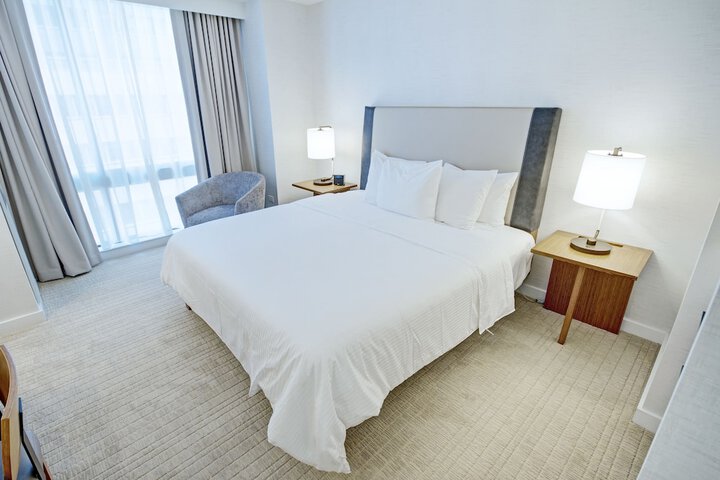 Room 40 of 82