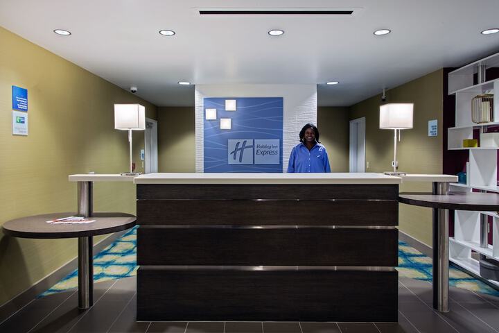 Holiday Inn Express Hotel & Suites Carlisle-Harrisburg Area by IHG