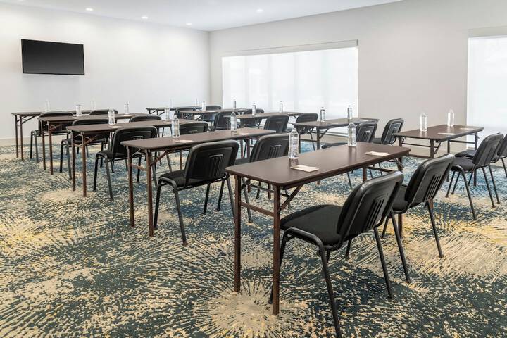 TownePlace Suites by Marriott Detroit Taylor