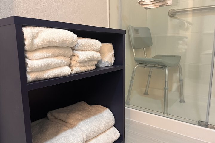 Comfort Suites Louisville Airport