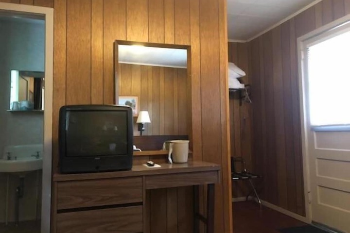Catskill Motor Court Motel