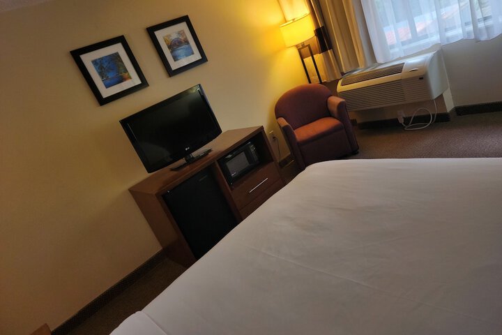 Room 44 of 61