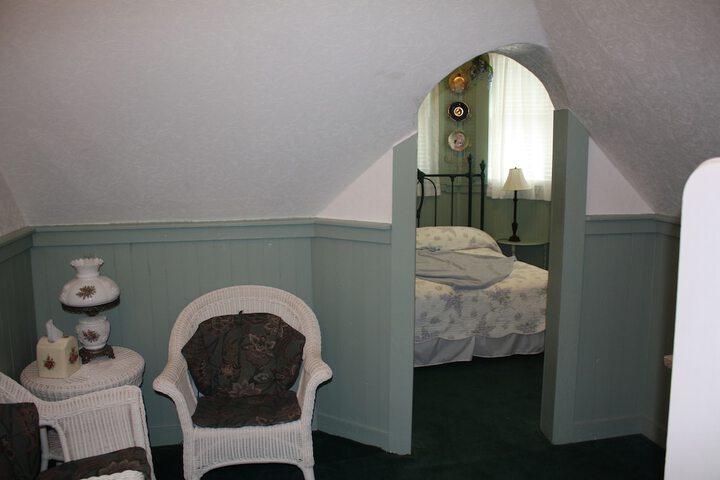 Room 13 of 52