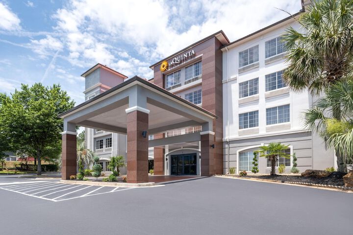 La Quinta Inn & Suites by Wyndham Atlanta Stockbridge