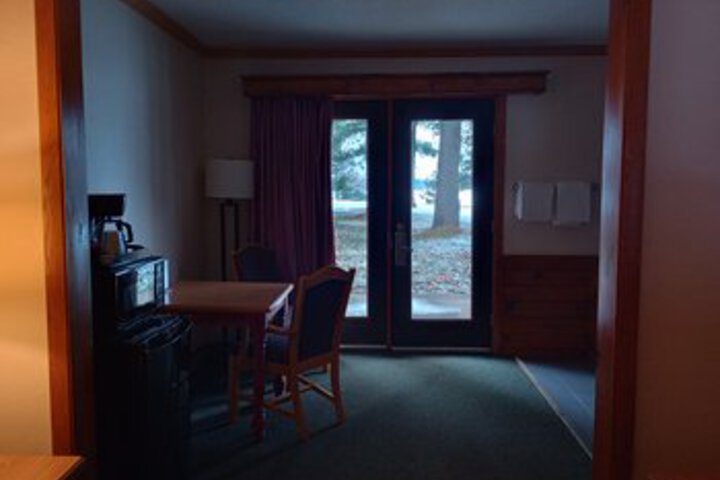 Room 123 of 140