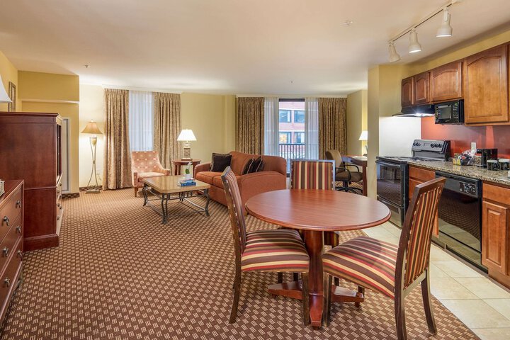 Room 16 of 85