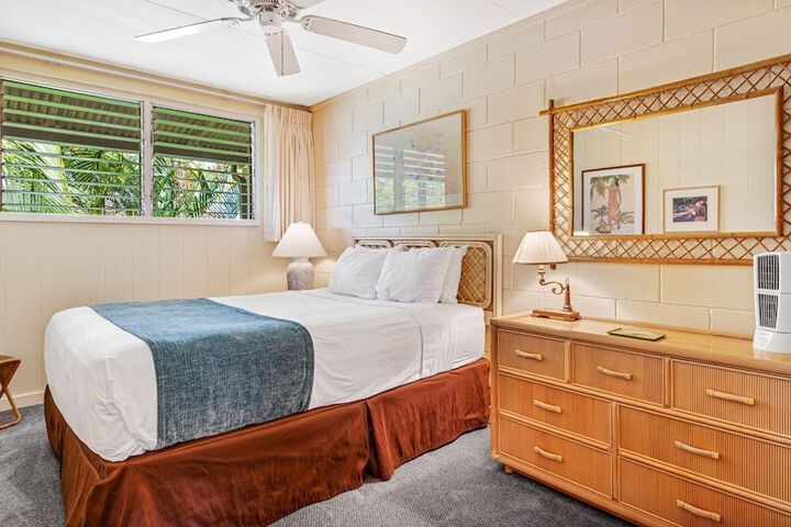 Room 17 of 22