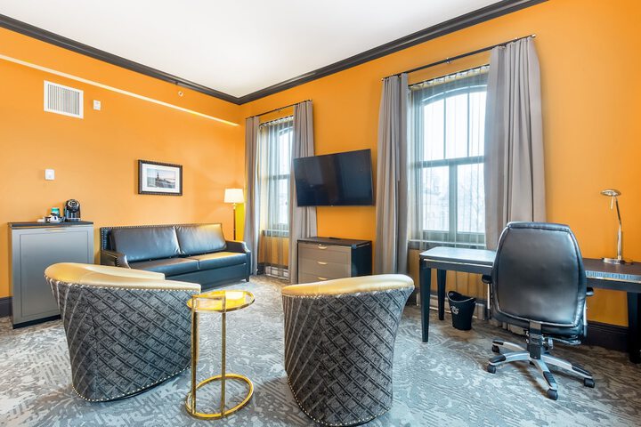 Room 22 of 52