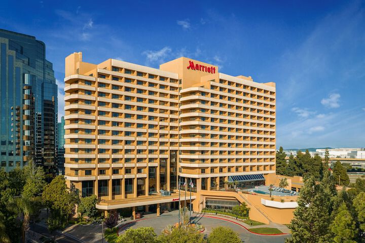 Hotel 3 of 50