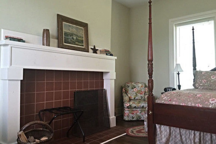 Room 29 of 47