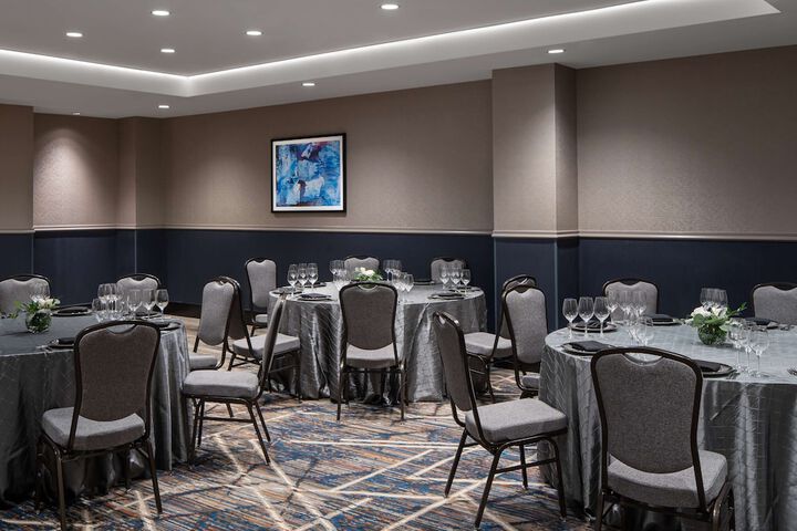 The Alloy King of Prussia - a DoubleTree by Hilton