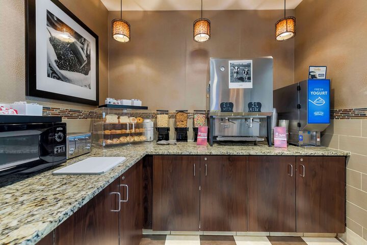 Best Western Plus St. Paul North / Shoreview