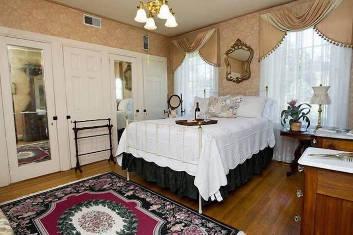 Room 20 of 39