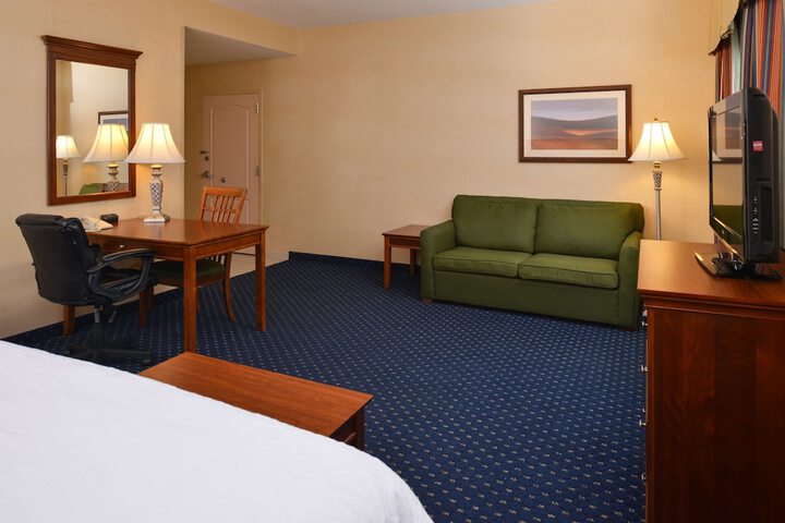 Room 17 of 47