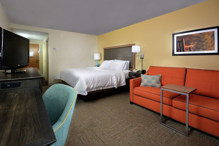 Room 21 of 49