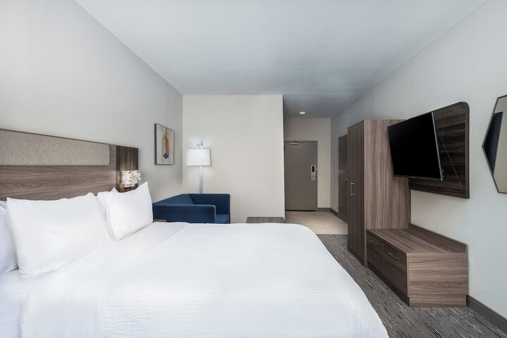 Room 21 of 60