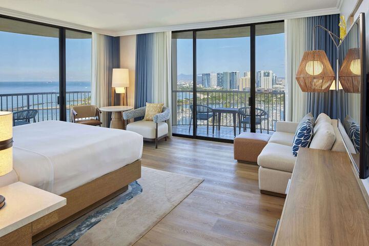 Hilton Hawaiian Village Waikiki Beach Resort