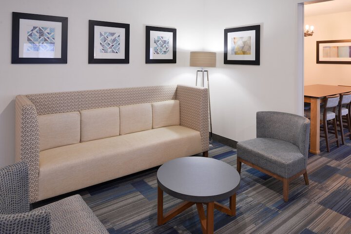 Hotel Interior 15 of 111