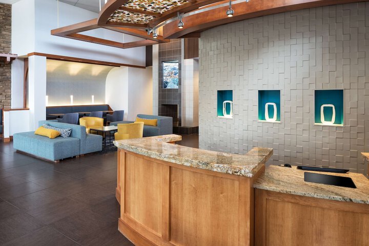 Hotel Interior 6 of 21