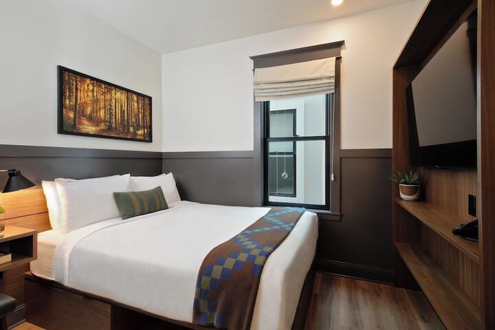 Lightwell Hotel & Spa