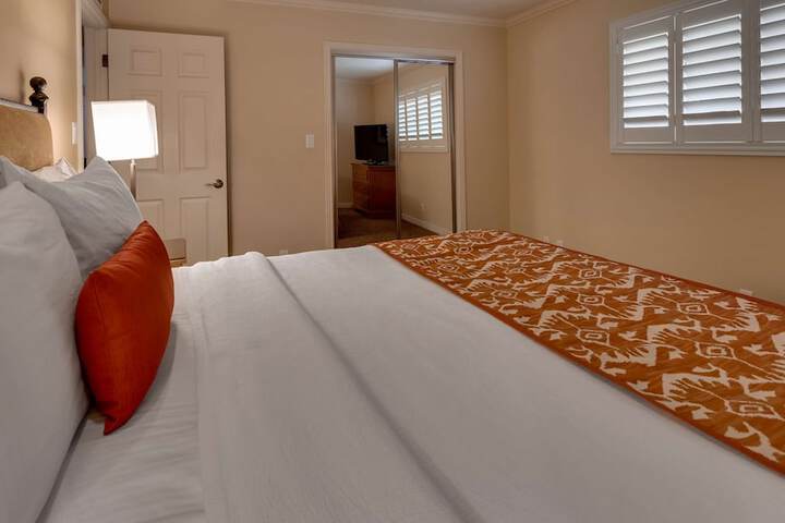 Room 56 of 104