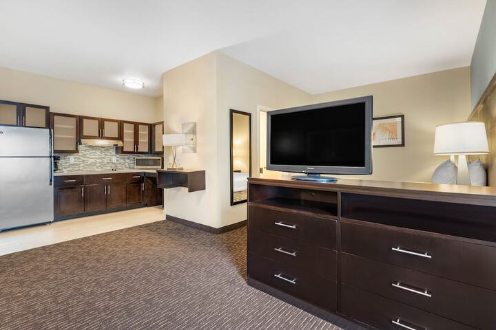 Staybridge Suites St. Petersburg Downtown by IHG