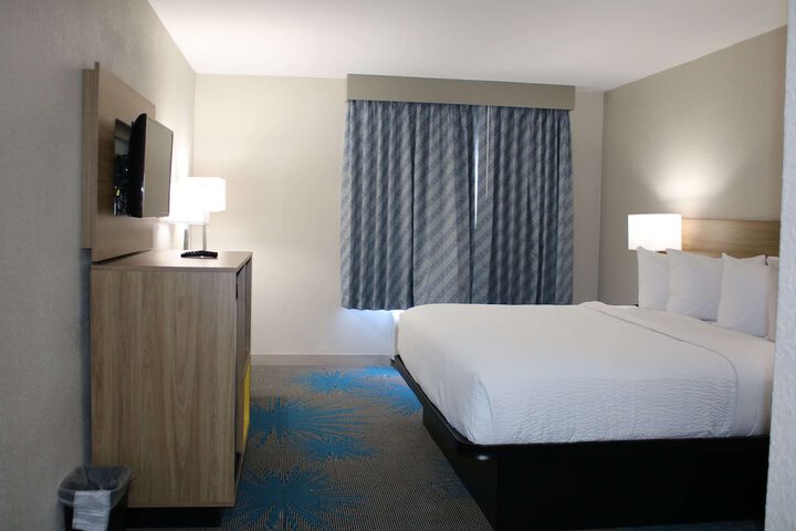 Room 9 of 55