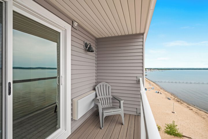 Terrace/Patio 102 of 108
