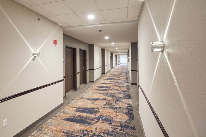 Ballroom/Hall 31 of 37