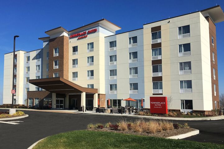 TownePlace Suites Grove City Mercer / Outlets