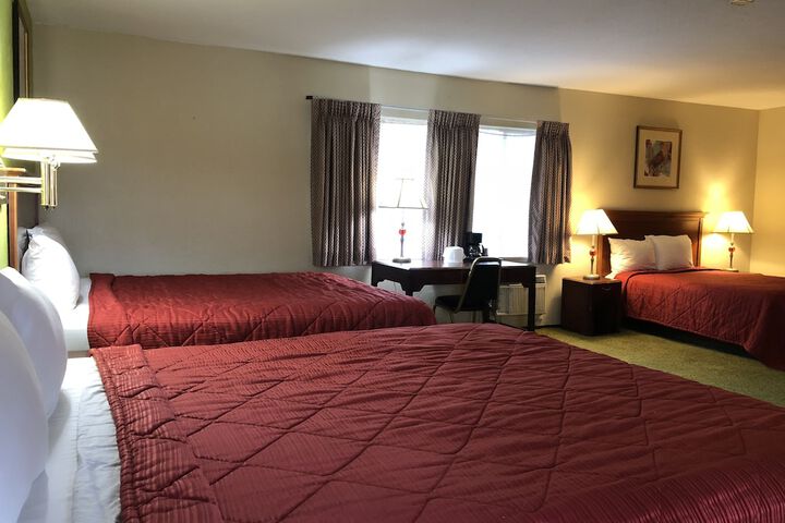 Room 11 of 30