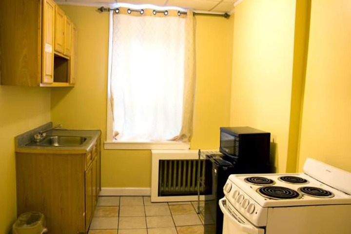 Room 16 of 36