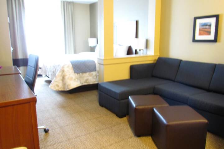 Room 34 of 49