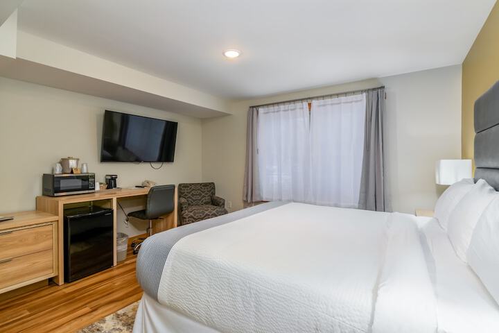 Room 54 of 65